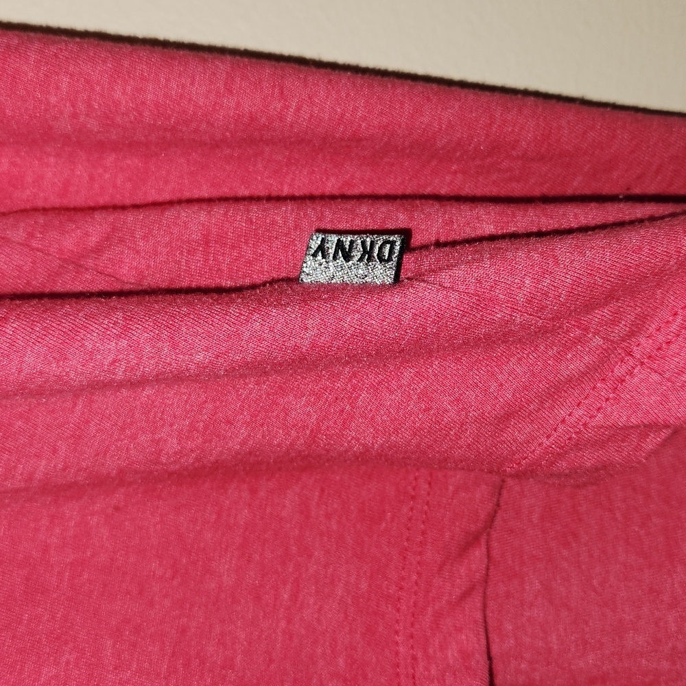 DKNY NYC Skyline Logo Short Sleeve Shirt Pink Silver Glitter - Picture 3 of 4
